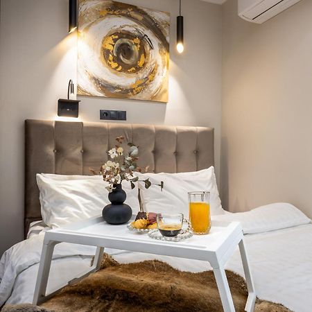 Cozy Downtown Apartment Ксанти Экстерьер фото