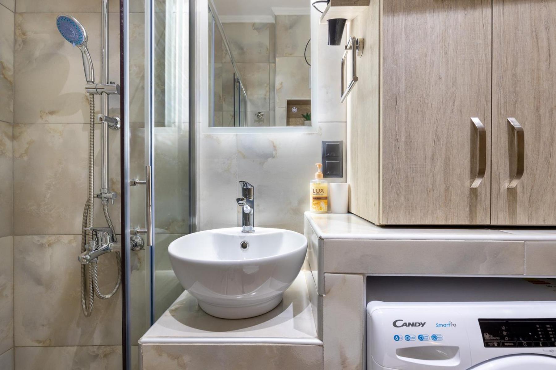 Cozy Downtown Apartment Ксанти Экстерьер фото